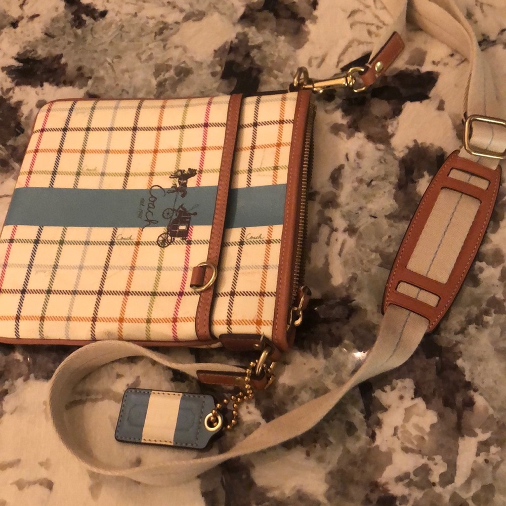 Coach crossbody bag ! - Picture 8 of 8